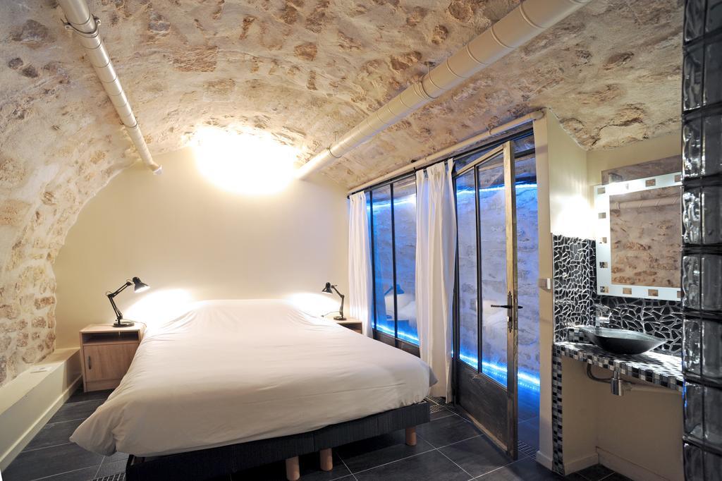 Unique Loft Apartment In Le Marais ปารีส ภายนอก รูปภาพ