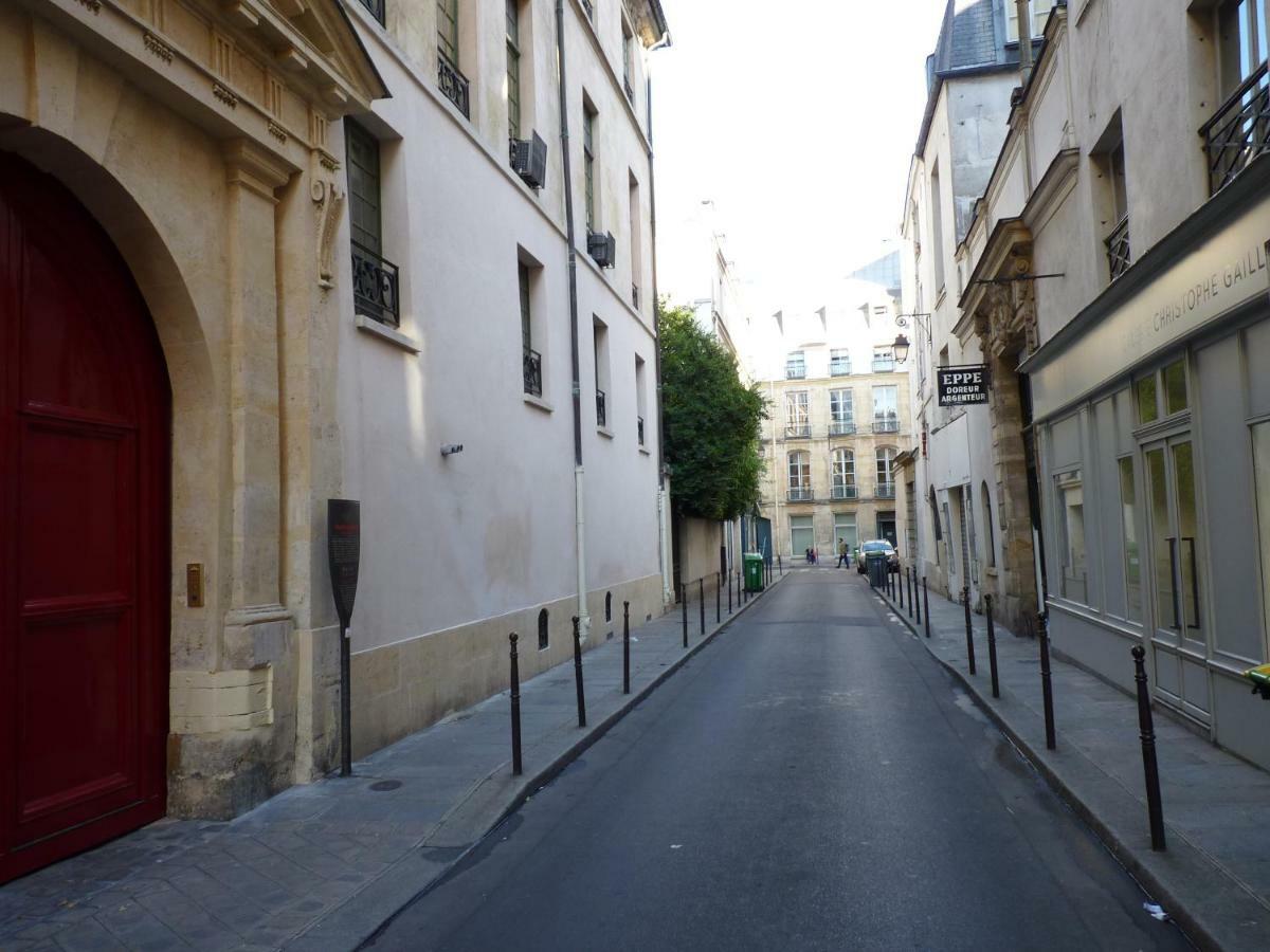 Unique Loft Apartment In Le Marais ปารีส ภายนอก รูปภาพ
